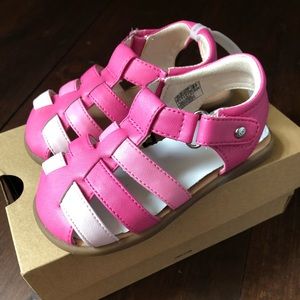 UGG kids sandals